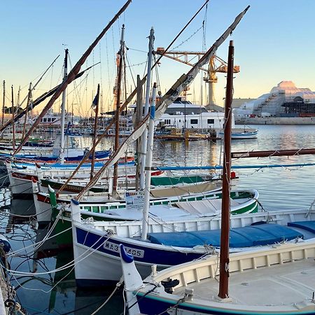 Aloha Climatise Parking By Laconciergerie13 La Ciotat Dış mekan fotoğraf